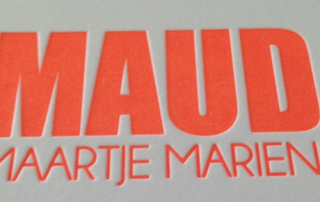 Letterpress geboortekaartje fluor oranje