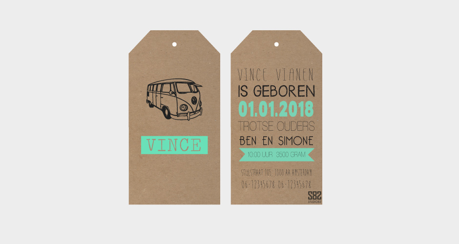 geboorte label vintage hippie bus op kraft karton